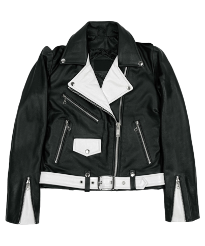 com_b_w_wom_highres_12NEW.webp