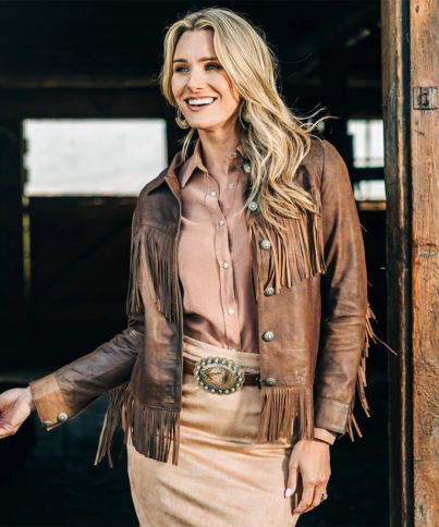 lea-leather-fringe-jacket-front-on-model-with-belt_2048x.webp